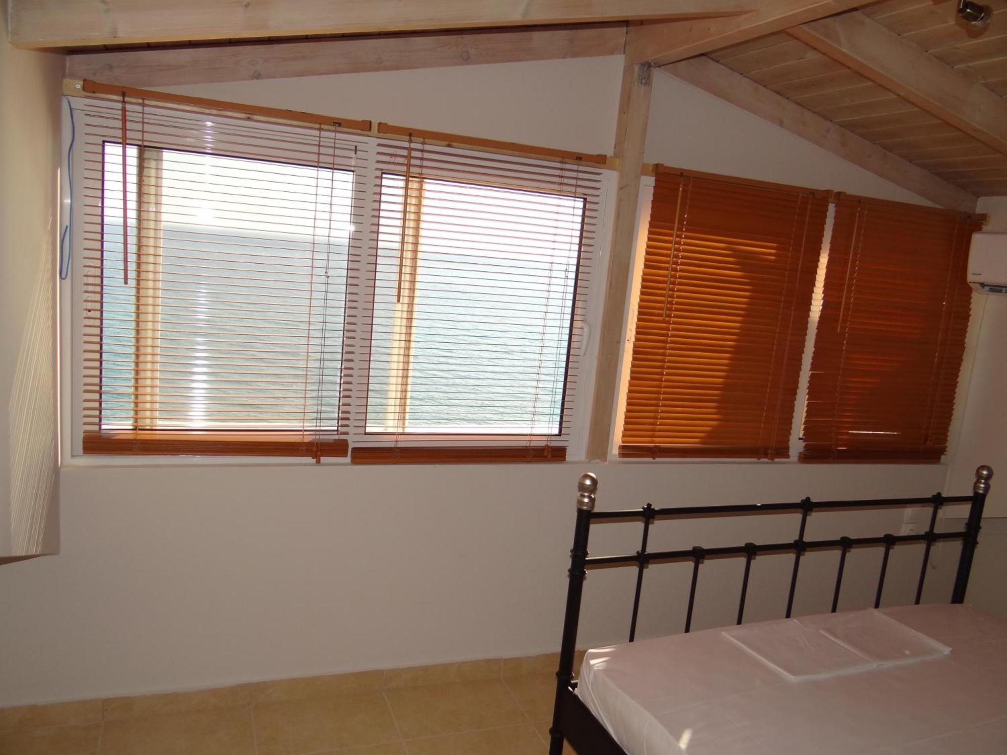 Aperanto House Paralia Loutsas Zimmer foto